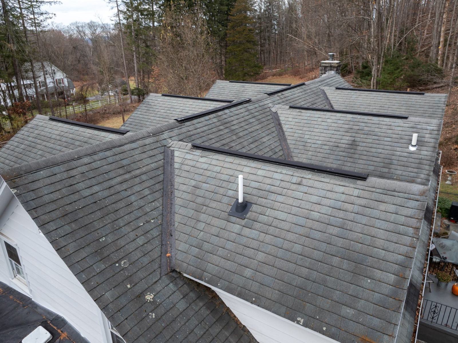 Full roof replacement — East Stroudsburg before