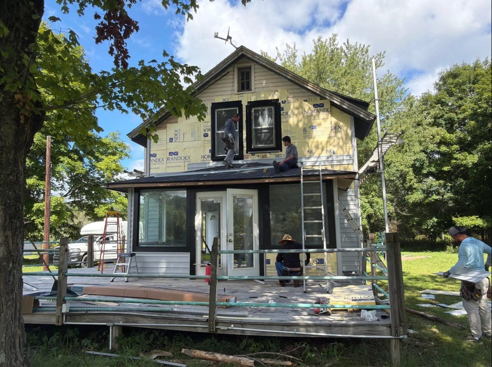 Siding and window replacement project